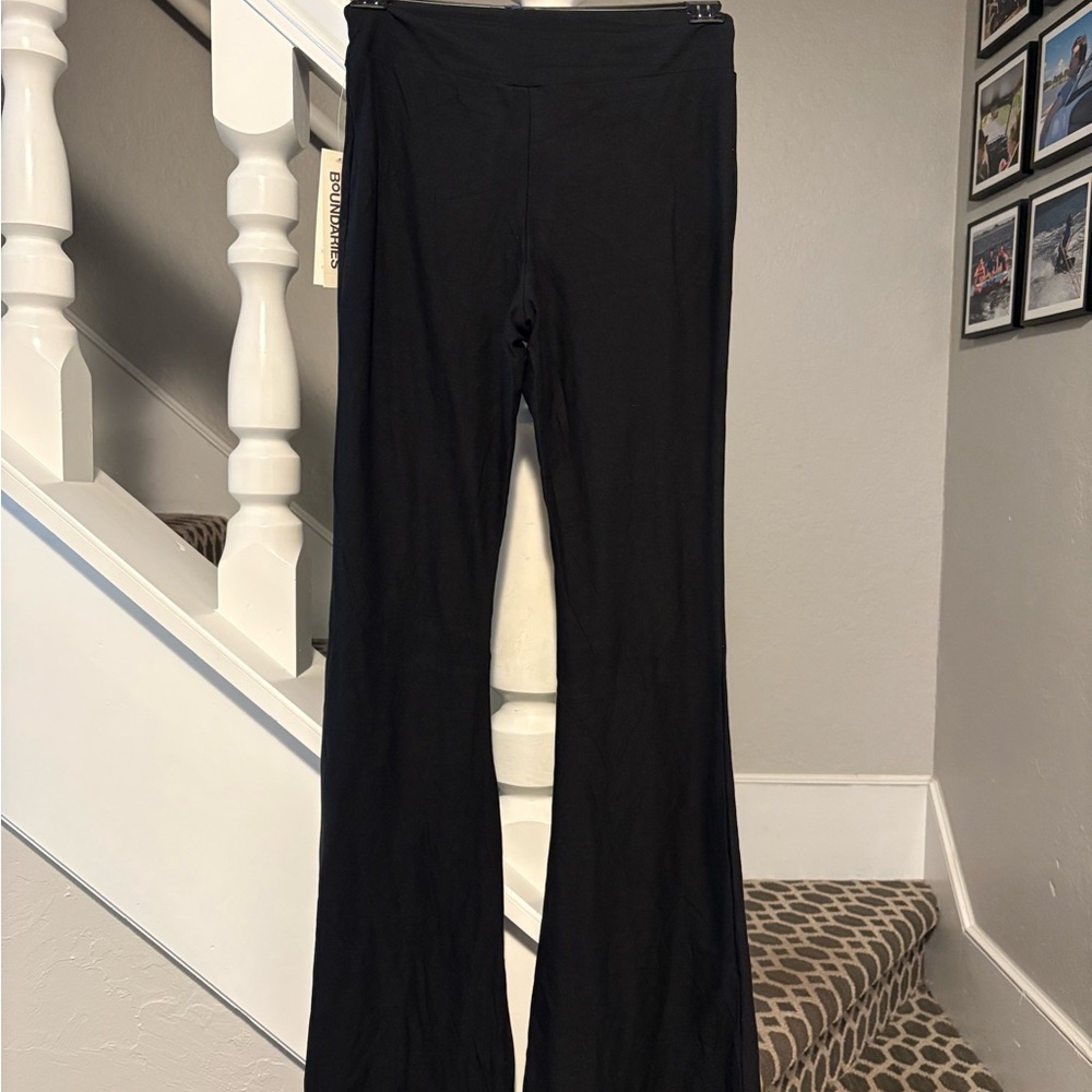 No Boundaries Black Boot Cut Pants size XS